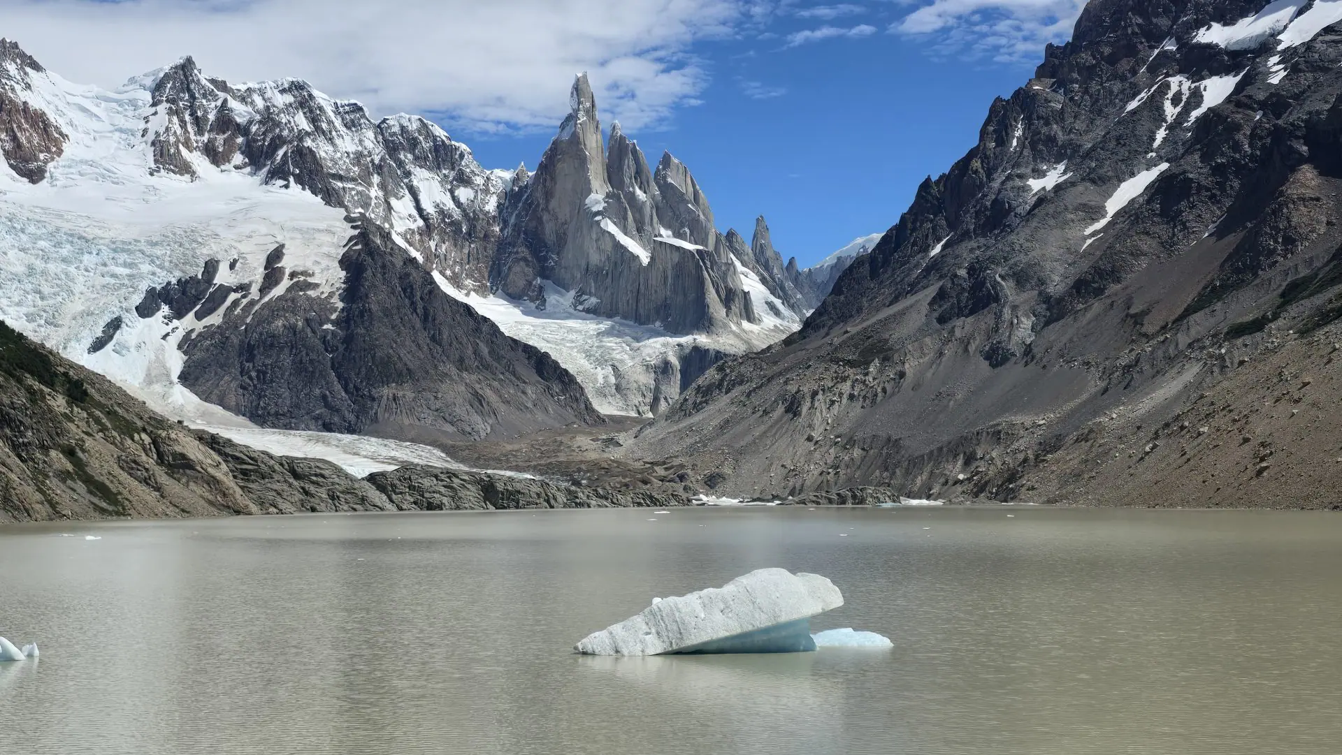 Outway Adventures - Patagonia: argentyńsko - chilijska przygoda z Ziemią Ognistą, Urugwajem i Buenos Aires!