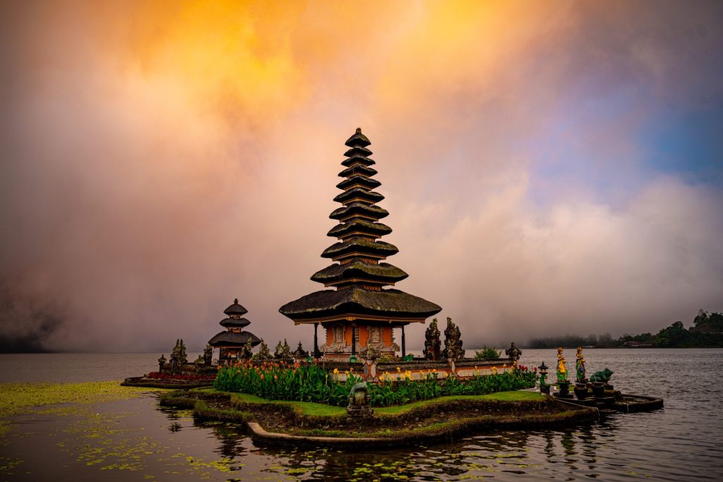 Outway Adventures - Indonezja