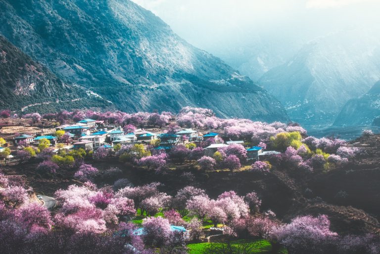 Outway Adventures - Tybet i Nepal - Duchowe Serce Himalajów