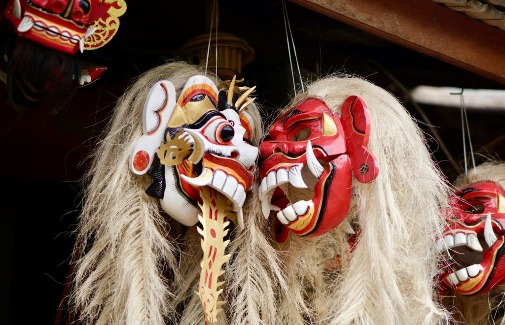 Outway Adventures - Indonezja Family Adventure - maski